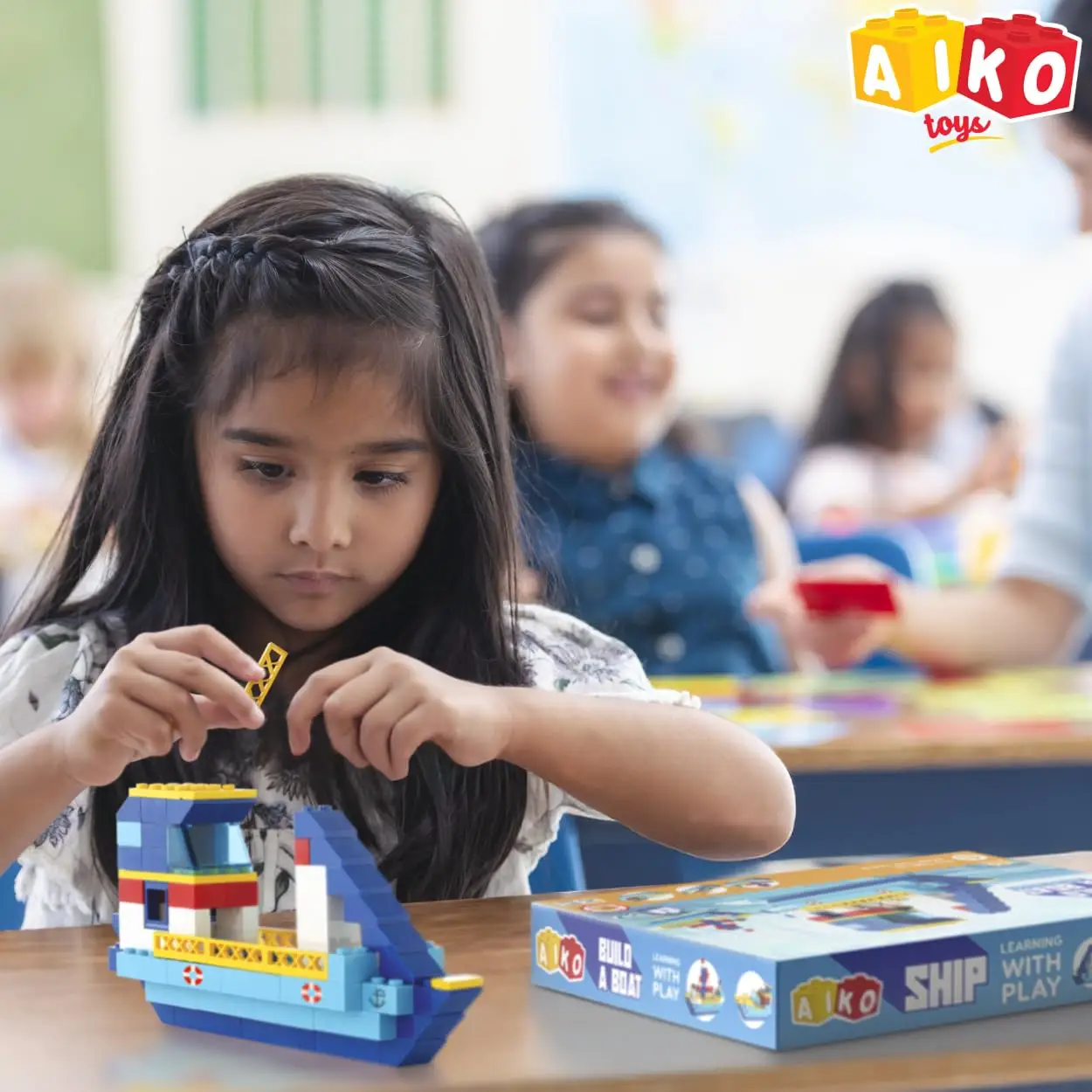 AIKO Build-a-Boat Blocks Set | Multi-Color ABS Plastic Construction Blocks (including 2 cute figurines), 4Y+ - Image 4